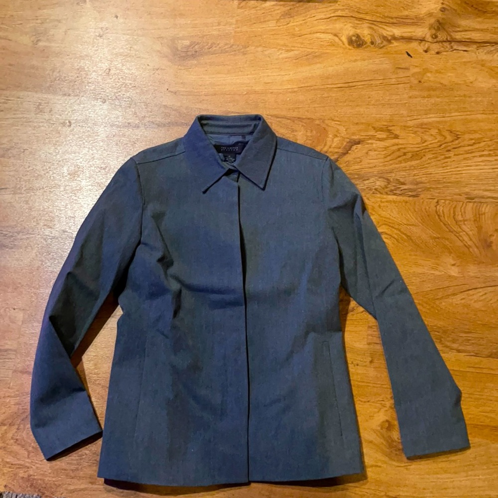 The limited blazer jacket